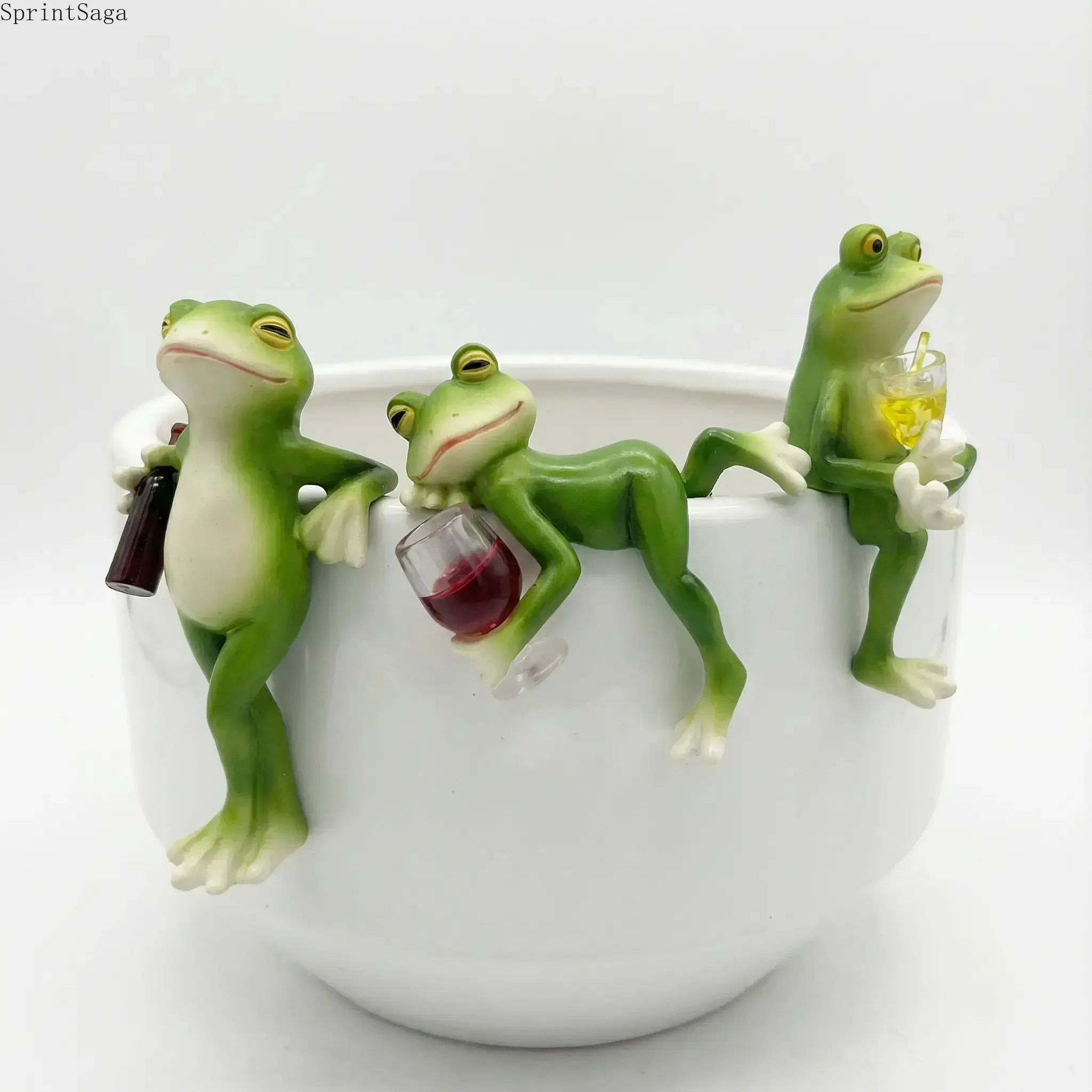Cute Resin Frog Figurine, Funny Aesthetic Desk Decor and Shelf Decoration, Adorable Frog Statue for Office, Bedroom, Apartment, and Cozy Room Styling, Durable and Unique Gift Idea for Frog Lovers and Home Decor Fans