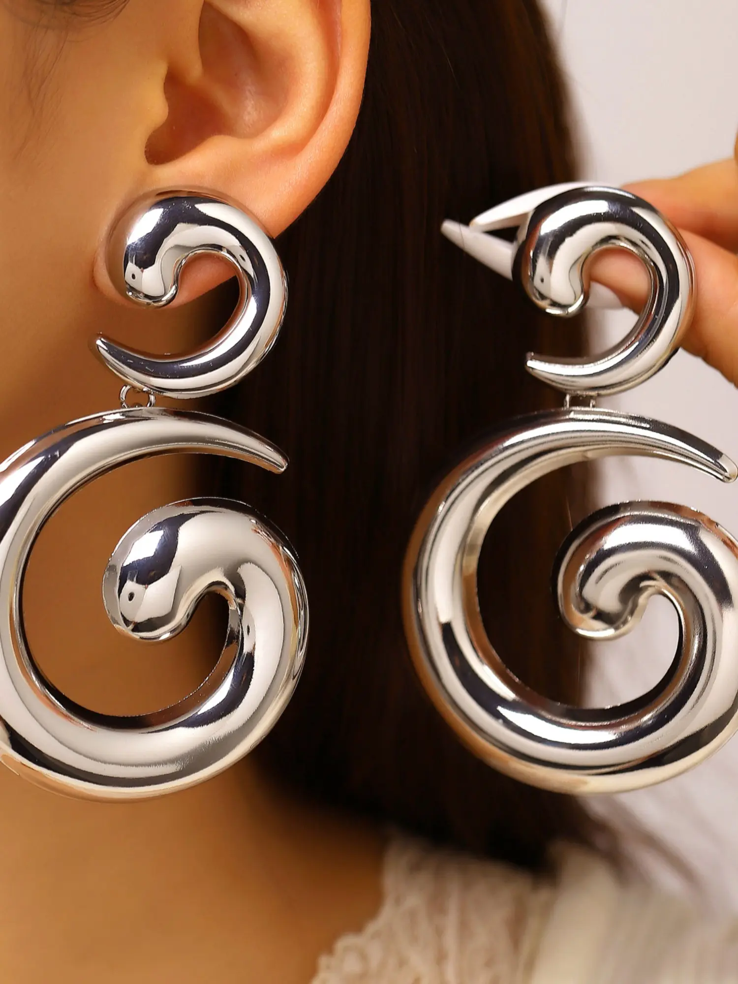 Double Layer Thick Tube Spiral Vortex Long Earrings, Stylish Jewelry, Silver Color and, Minimalist Artistic Face Slimming Ear Rings, Stud Earrings, Good Earrings