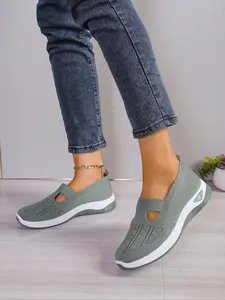 Breathable Mesh Slip-On Women's Shoes, Summer Comfort Walking Sneakers, Soft Sole Anti-Slip Mid-Aged Ladies Footwear