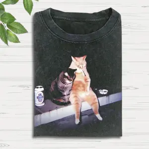Vintage Cat Smoking T-Shirt Retro Graphic Graphic Tees for Him and Her Cotton Top Streetwear Unisex