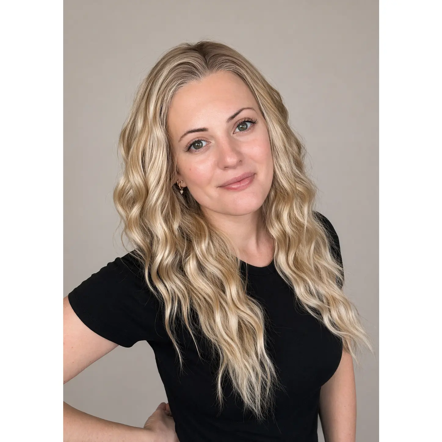CARKIRA Kay Goldilocks Porridge Blonde Synthetic Lace Front Wig, 22in 13x4 Glueless, Heat-Friendly with Natural Hairline (Wigs for Women)