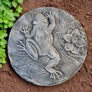 Lily Pad Frog Garden Stone (13" x 1.5")