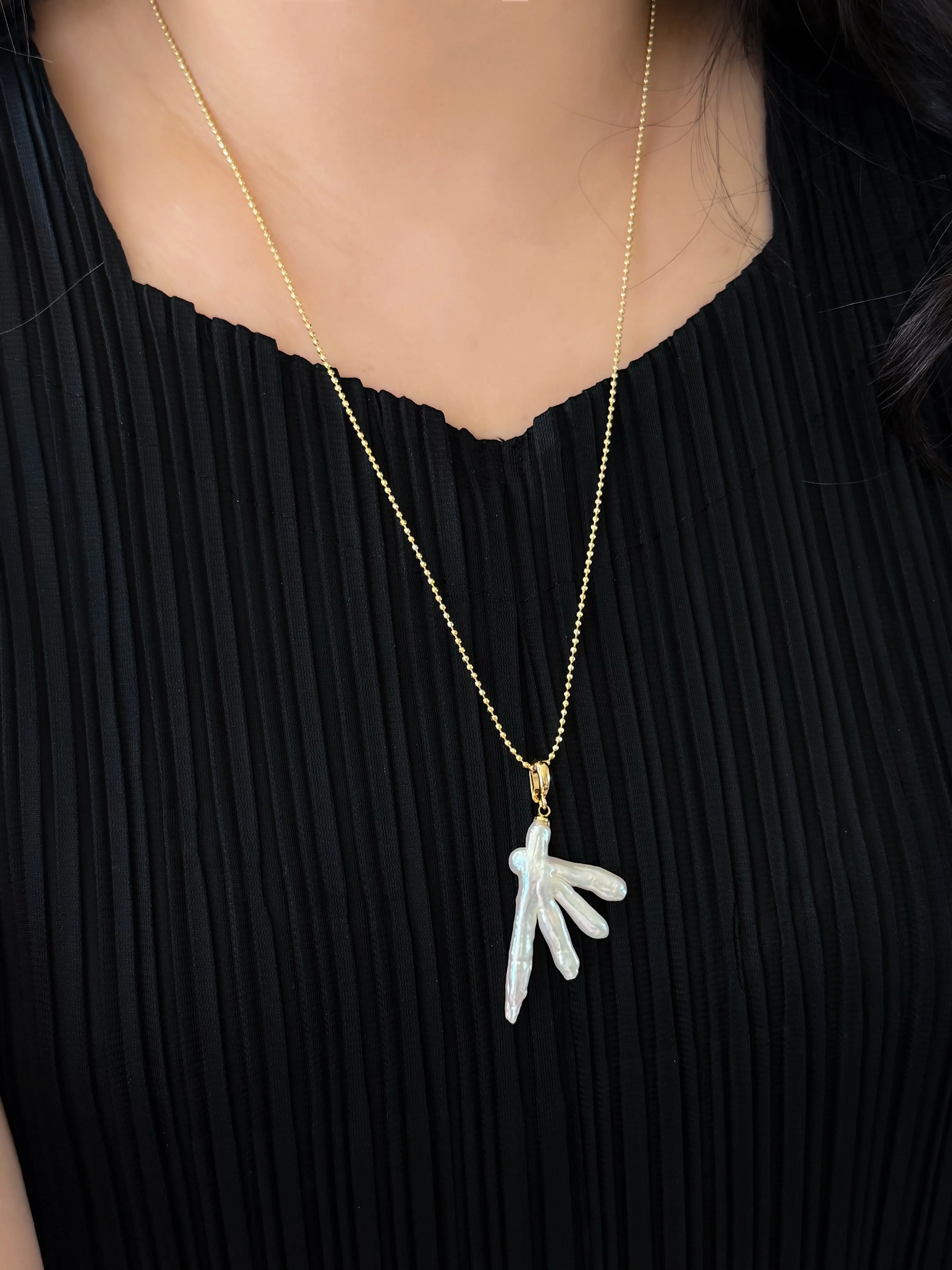 Fairycore Fallen Angel Wing Pearl Necklace