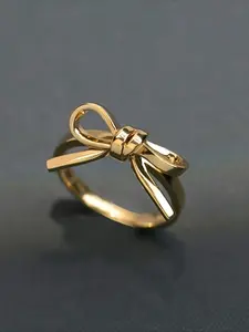 An Elegant Women'S Bow Ring Featuring a Easy Ribbon Knot, Perfect for Daily Wear As Well As Engagements And Weddings. A Great Gift for Birthdays And Anniversaries, Fashion Ring, Statement Rings