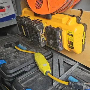 Product Review of Amityke DCB104 Replacement for Dewalt Multi-Battery Charger Station 4-Port Efficient Charging 12V 20V Batteries Dual USB Ports LED Indicator Portable Power Tool Accessories from r**3