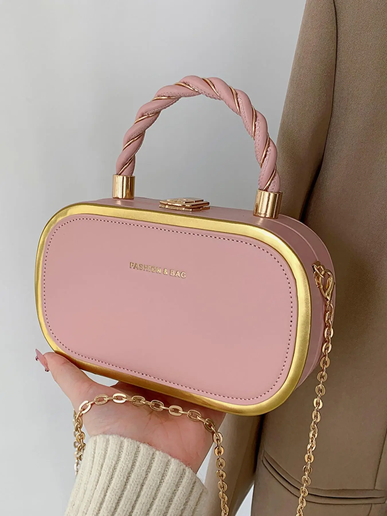 Women's Fashion Buckle Twist Decor Top Handle Chain Strap Crossbody Bag, Simple Letter Detail Metallic Trim Design All-match Box Bag