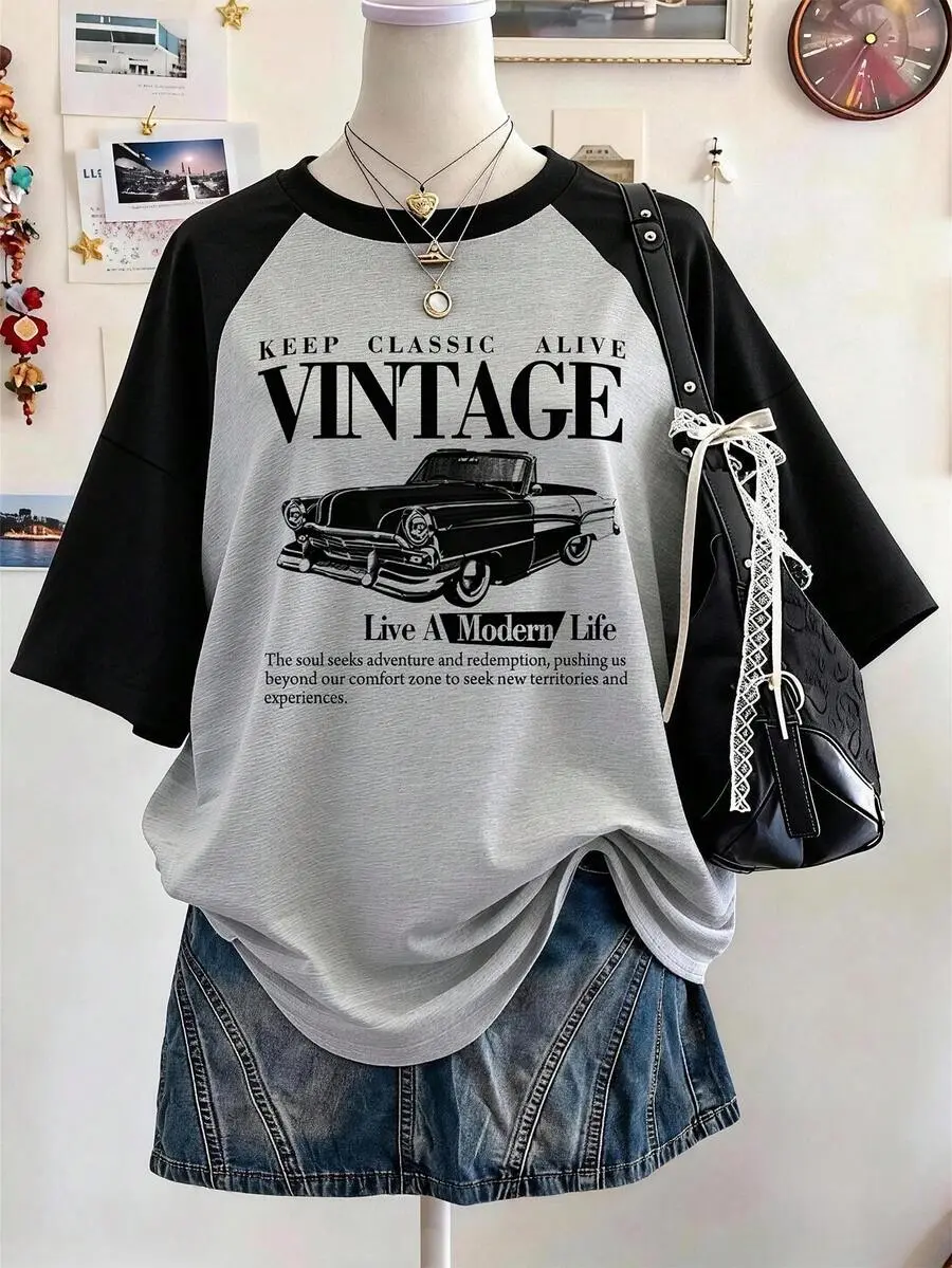 Women's Oversized Christmas T-Shirt Retro Digital Print Round Neck Graphic Tee for Vacation