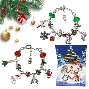 Advent calendar bracelet set, Christmas bracelet, beaded charm bracelet, 24-day Christmas countdown DIY jewelry making gift box contains 22 charm beads and 2 bracelets (can be randomly matched), the perfect holiday surprise gift