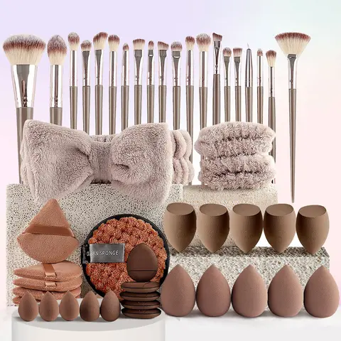 Yostyle 49pcs Multi-pack Beauty Brush Set - Makeup Brushes Kit with Ergonomic Handles, Comfortable Precise Handling, Cleaning Sponge, Sensitive Skin Safe Bag, Flawless Foundation Tool, Ideal Gift Set (Champagne),familyfun