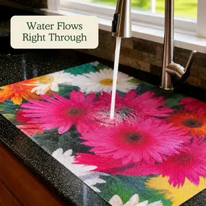 Adjustable Flow Through Sink Cover Makes Kitchen Sink Look Clean in Seconds