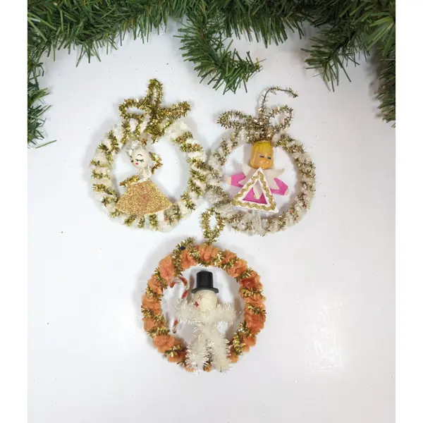 Vintage Chenille Pipe Cleaner Wreath Ornaments