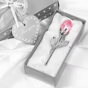 Mini crystal rose gift box, featuring romantic pink and silver crystal flowers, the perfect birthday and Valentine's Day gift, exquisite and elegant, an ideal choice for expressing love.
