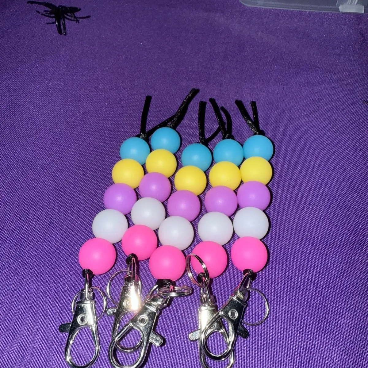 Custom or premade keychain zipper pull