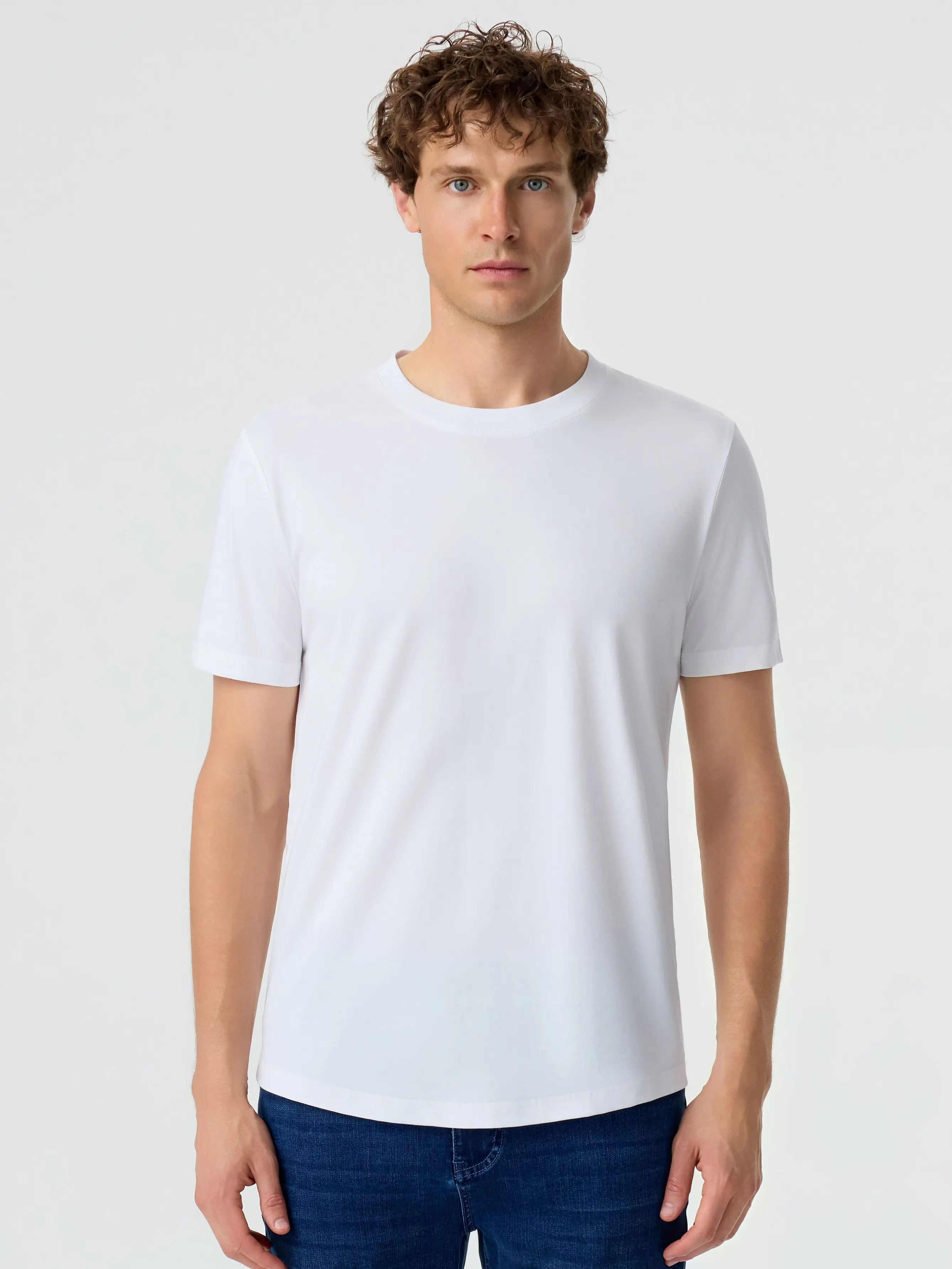 Fioboc StayCool 2.0 Curve-Hem Tee, Men's Moisture-Wicking, Quick Dry T-Shirt for Gym, Running & Casual Workouts, Stretch Fabric, Wrinkle-Resistant Sporty Round Neck Sports Undershirt Gym Outfit Tee Gym Tees