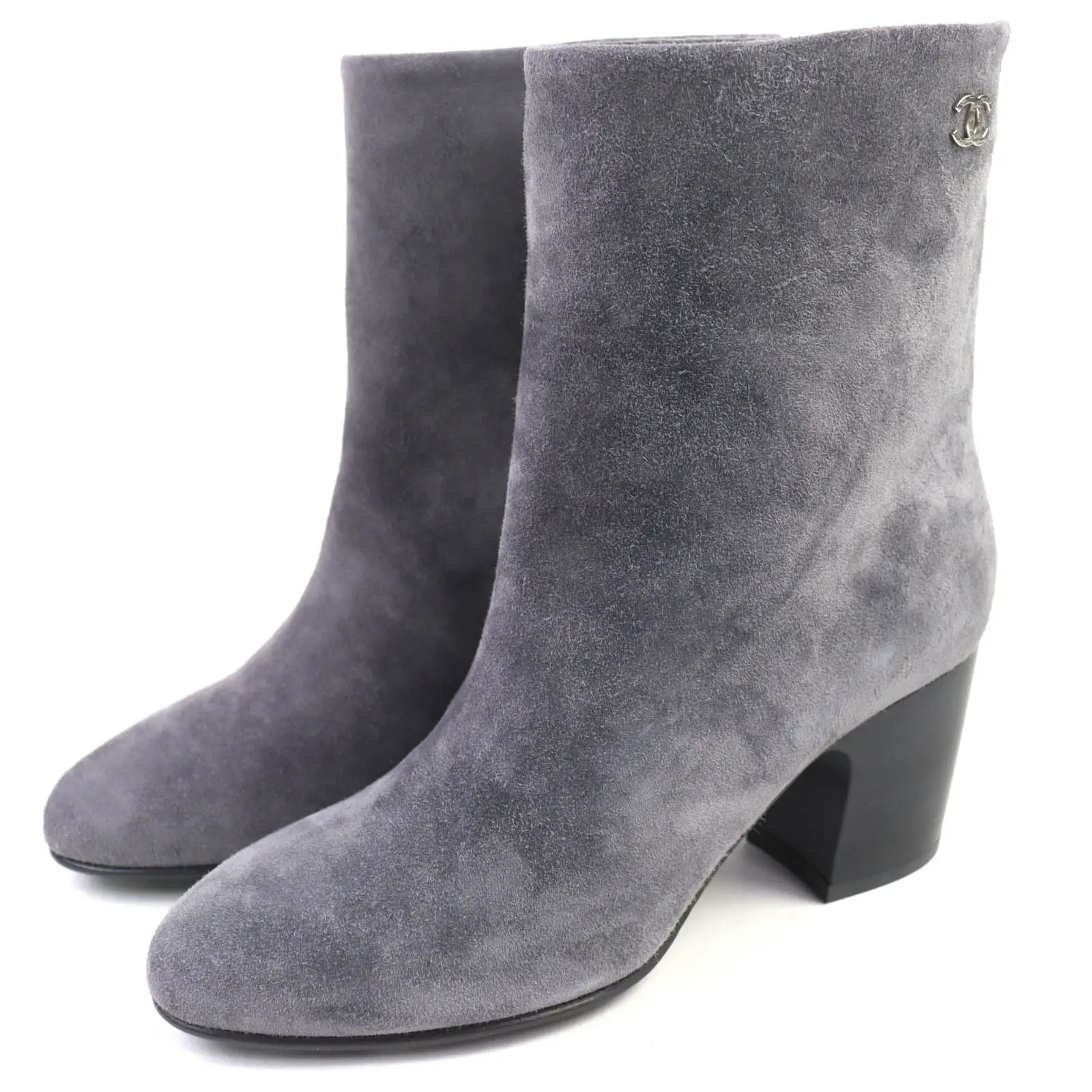 Pre-owned CHANEL Suede  Small Leather Goods COCO Mark Leather Ankle Boots