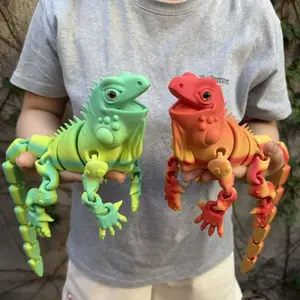 Flexible Jointed 3D Printed Chameleon Statue, Collectible Figurines, Articulated Fidget Figurines, Rich Expressive Eyes, Moving Legs, Christmas Gift, Vintage Future Design, Durable Plastic Sculpture