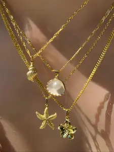 4-Piece Flower Starfish Pendant Layered Set, Charm Necklace, Fashionable Bohemian Jewelry for Women, Perfect Gift for Daily and Vacation Wear