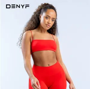 Minimalist Square Neck Sports Bra – Cropped Bandeau for Fitness