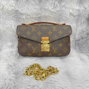 Pre-owned Louis Vuitton pvc Messenger Bags Monogram Pochette Metis Messenger Bag XiaoTang0104