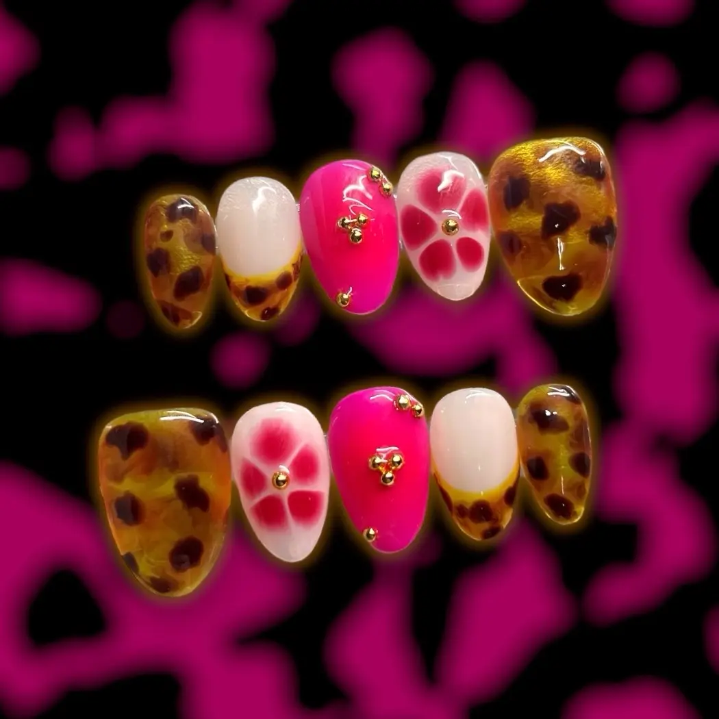 Press On Nails Pink Tortoiseshell home manicure