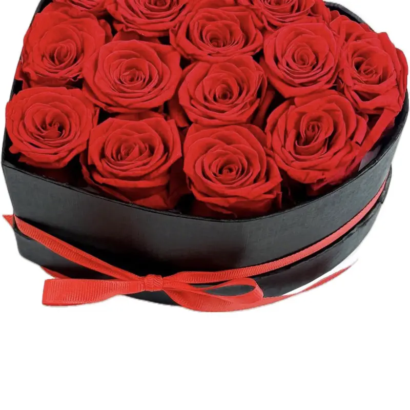 Arreglo de Rosas Naturales Preservadas Eternas en Caja de Corazón San Valentín
