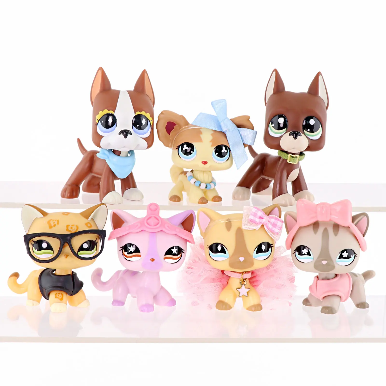 7 Pcs Wiggle‑Head Mini Cat & Dog Animal Figurine Set, Cartoon Small Pet Figures with Bandana Bow Glasses Tiara Tutu Dress Collar Accessories, Collectible Desktop Display Ornament Toys, Gift for Kids & Toy Collectors
