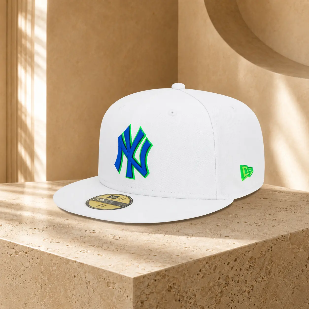 New era New York City Series All-White Baseball Hat | Structured Flat Visor Snapback Cap | Dual-Tone Pop Color Outline Lettering Fit new1