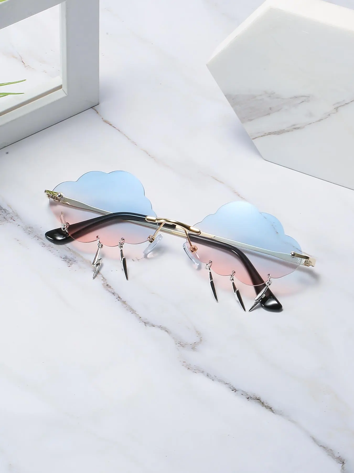 Cloud Shaped Frame Sunglasses, Vintage Irregular Sunglasses for Women & Men, Fashion Accessories for Everyday Use and Outdoor Activities, Vintage Rimless Sunglasses, Casual Sunglasses