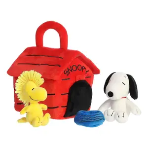 Aurora Adorable Peanuts Fancy Pals 7" Snoopy's Dog House Playset
