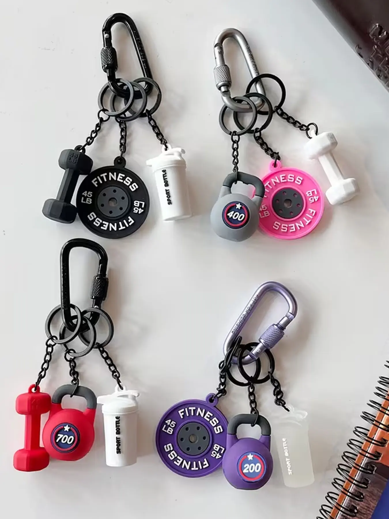 Fitness Series Keychain, Keyrings, Sports-Style Fitness Pendant, Mini Dumbbell, Kettlebell, Barbell Plate Pendant, Bag Charm, Detachable Diy Packaging Accessory, For Commuting And Sports Fashion, Miniature Fitness, Keychain for Bags
