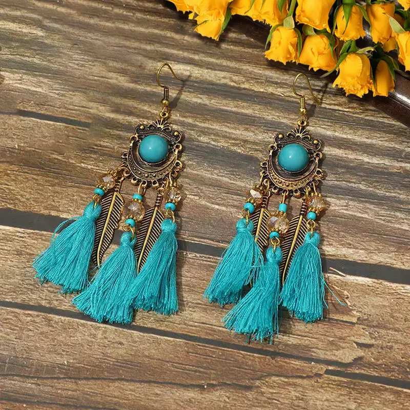H3699 1 antique gold blue tassel