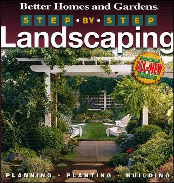USED Book - Step-By-Step Landscaping (2nd Edition) by Better Homes and Gardens (Paperback) - english