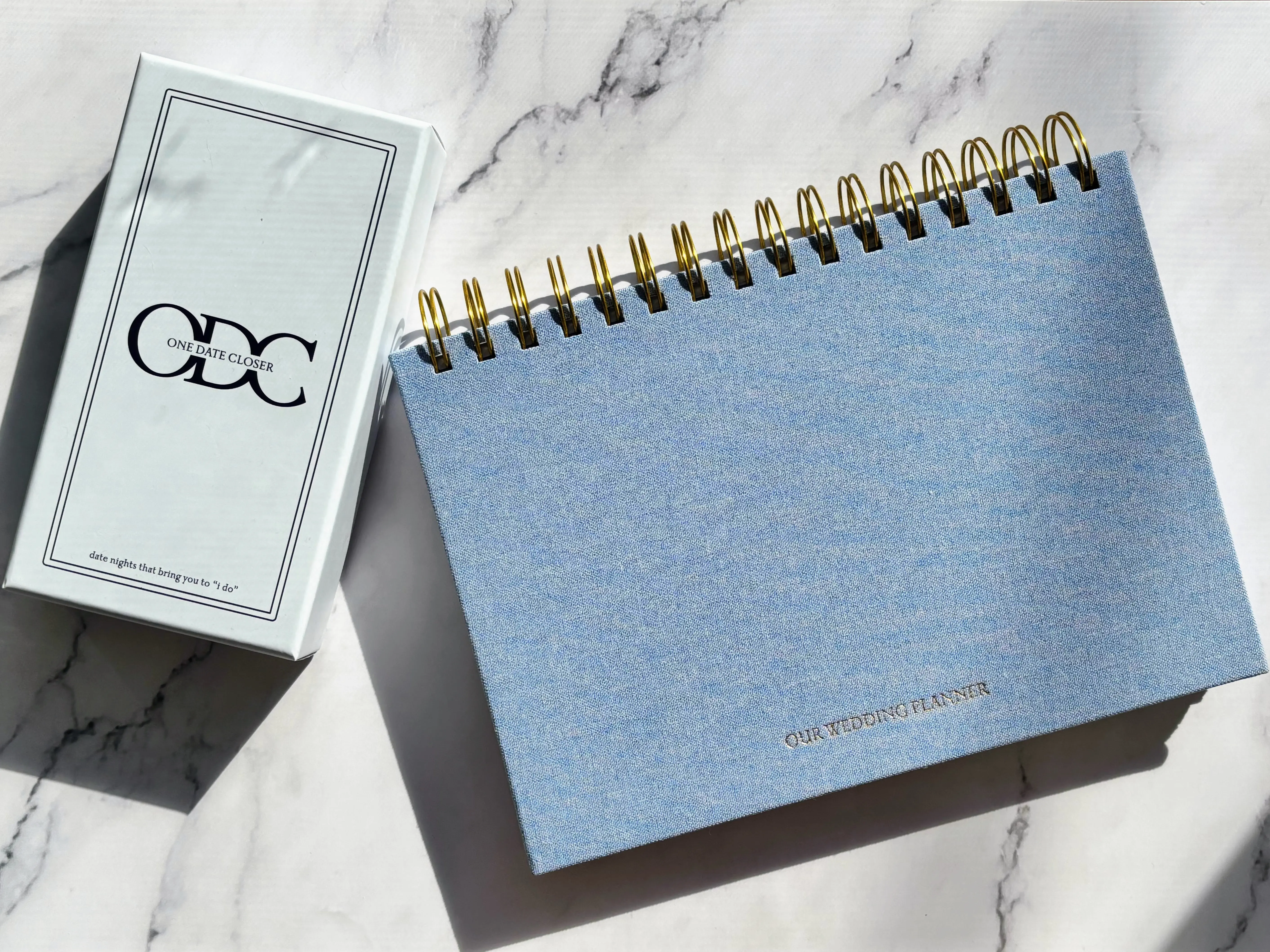 Wedding Planner & Date Night Cards - Organize Your Wedding with Budget Trackers, Vendor Comparison Templates & Easy-to-Use Checklists