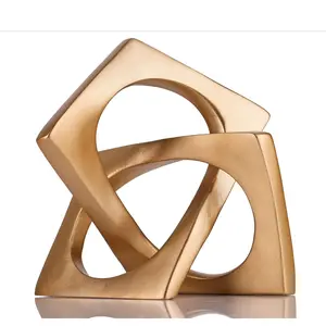 Modern Gold Knot Statue – Abstract Geometric Decor for Coffee Table, Shelf, Bookshelf & Entryway