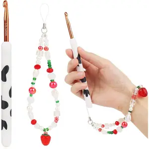 Crochet Hooks, Crochet Hook with Soft Polymer Clay Handle and Attached Bracelet - Stylish & Practical - 5.5mm (I-9)