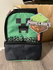 Minecraft Dual Compartment Creeper Design Lunch Bag for Fans with Convenient Compartments and Aesthetic Organizational Features