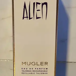 Mugler Alien by Mugler Eau de Parfum Talisman Rechargeable Decor Ornaments for Room Wall Artistic Print Regular Edition