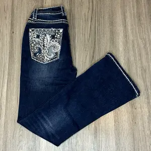 Women's Embroidered Bootcut Jeans
