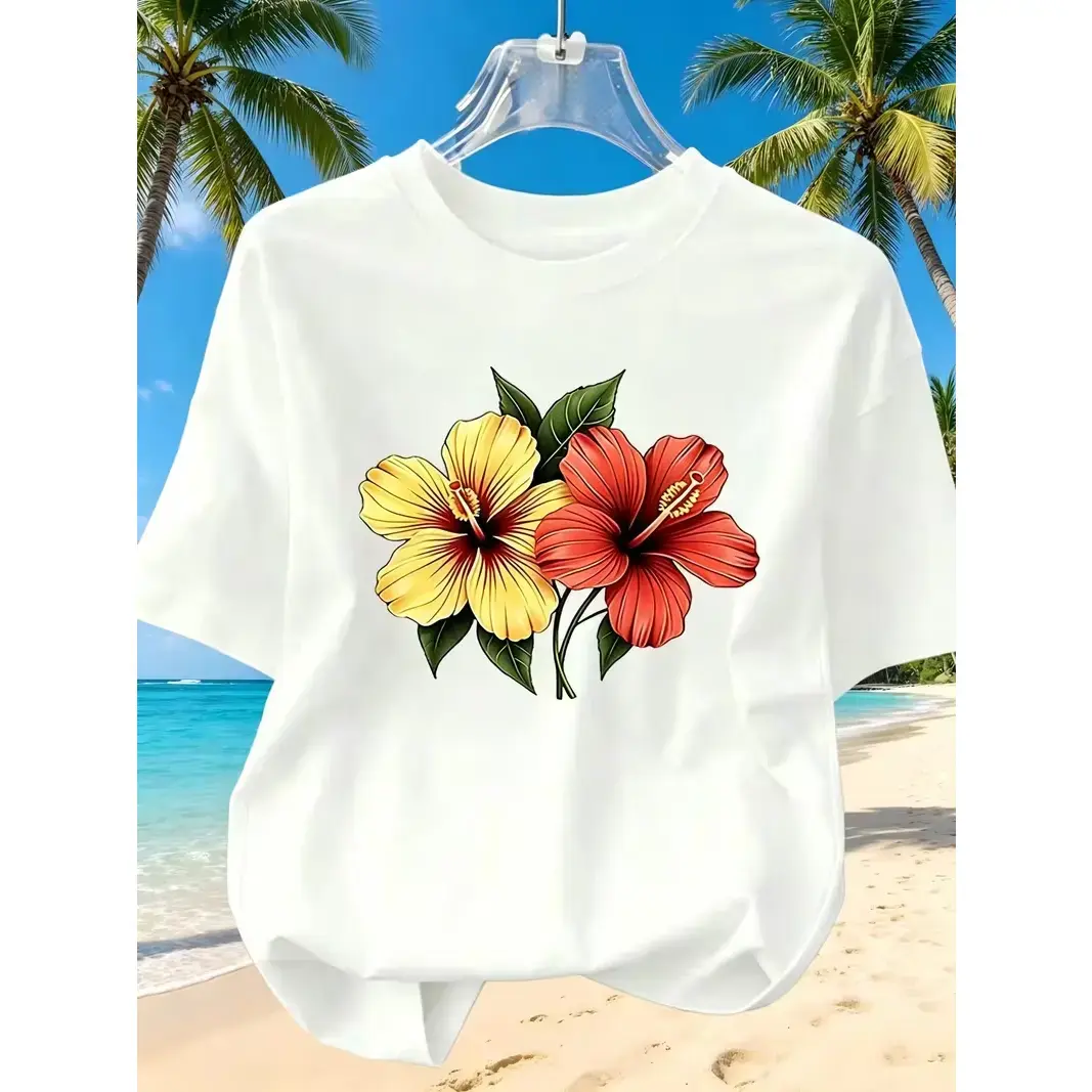 Women's Fashion T-shirt, Featuring a Hibiscus Leaf Pattern, with a Short-sleeved Round Neck Design.
