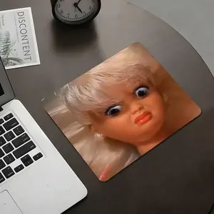 Funny Retro Doll Square mouse pad, Dislike Emoticons Desktop Decorative Protective Pad, Rubber Anti-slip Lockedge Work Pad, Small Size Suitable for Laptop, Desktop Computer Games, Gaming Mousepad, Work, Family