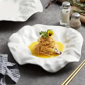 One Ceramic Plate/13 Inch White Creative Afternoon Tea, Italian Pasta Dish Tableware, Display Plate, Molecular Cuisine Dinner Plate, Diet Dinner Plate, Household Dessert, Salad Fruit Plate, Suitable for Family Restaurant Parties, Tableware Accessories