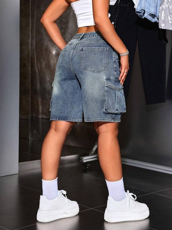 Y2K Denim Jorts Women Low-Waisted Wide-Leg Cargo Bermuda Shorts with Functional Pockets Vintage Washed Denim for Summer Streetwear Fashion