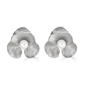 VIOLET PEARL PETITE STUD EARRINGS
