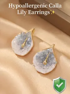 Women's Hypoallergenic Calla Lily Flower Stud Earrings, Gold Plated Gradient Blue Crystal Enamel Dainty Earrings, French Style Fashion Jewelry for Everyday Wear Wedding & Gift