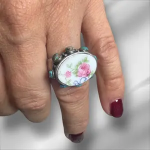 Upcycled 925 Silver Turquoise Ring with Broken China Rose - Size 8.5 - Alma Antigua