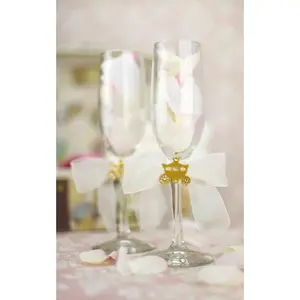 Elegant Fairy Tale Cinderella Coach Wedding Toasting Glasses (Silver/Gold)