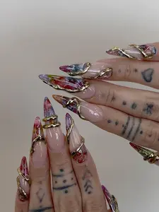 Alice WonderNails – Gold Wire Wrapped Press On Nails | Sculptural Marble Nail Art | Edgy Glam Trendy Nails | Handmade Luxury Nail Set – AW455