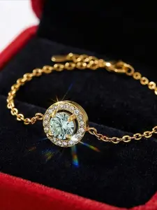 1pc 0.5Carat Classic Round Cut Azury Synthetic Moissanite Golden Bracelet with Fashionable Design, Suitable for Daily Commutes and Holiday Gifts. Also Suitable As A Valentine's Day Gift, Comes with A Box.