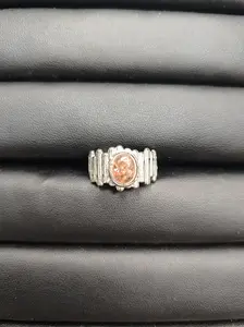 Ruby(8857)gc.Regal Garden Ring - Rectangular Emerald Cut GreenRuby(8645)gc.Desert Sun Ring - Oval Sunstone with Sand-Finish Silver Band & Inner Glow  Gemstone with Diamond Halo & Side Baguettes