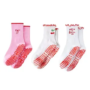 3 pairs of ladies Pilates sweater socks Yoga sweater socks Cute non-dry sports team sticky socksRAIMENTRY